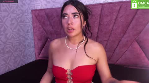 Snapshot of sofi_sweet09 chatting on December 2024 06:20:02 PM Susy online show from December 2024 06:20:02 PM