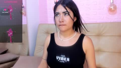 Snapshot of sofi_sweet09 chatting on December 2024 11:18:01 PM Susy online show from December 2024 11:18:01 PM