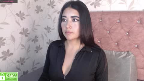 Snapshot of sofi_sweet09 chatting on January 2025 01:53:02 AM Susy online show from January 2025 01:53:02 AM