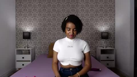 Snapshot of sofi_z chatting on December 2024 11:05:02 PM Sofi online show from December 2024 11:05:02 PM