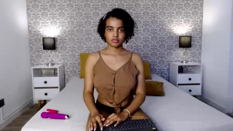 Snapshot of sofi_z chatting on January 2025 09:51:02 PM Sofi online show from January 2025 09:51:02 PM