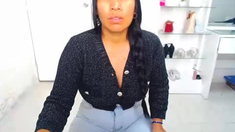 sofia vene  online show from September 2025 01:49:01 PM