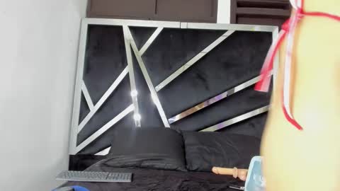 Snapshot of sofia1candyht chatting on January 2025 04:48:01 AM SOFIA online show from January 2025 04:48:01 AM