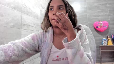 Snapshot of sofia86379 chatting on January 2025 09:44:02 PM sofia86379 online show from January 2025 09:44:02 PM