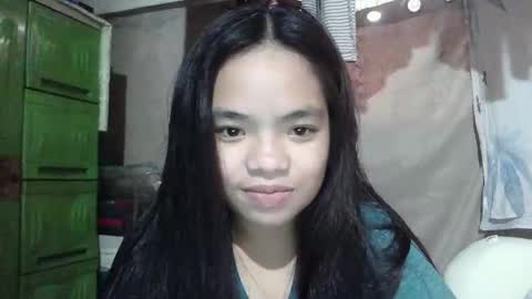 sofia_587145 online show from February 2026 07:40:01 AM