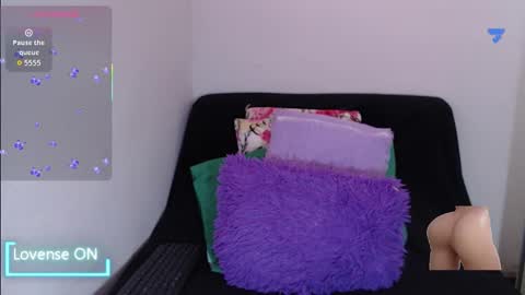 Snapshot of sofia__whitee chatting on January 2026 06:40:01 AM sofia whitee online show from January 2026 06:40:01 AM