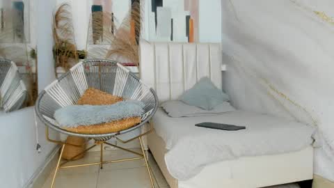 Sofi  online show from April 2026 07:58:01 PM