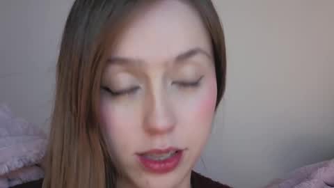     online show from November 2025 03:50:01 AM