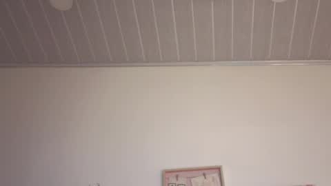     online show from December 2025 03:24:01 AM