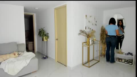 sofia_rivers_ online show from October 2025 11:25:01 PM