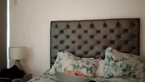 sofia_rouse2 online show from April 2026 12:35:01 AM