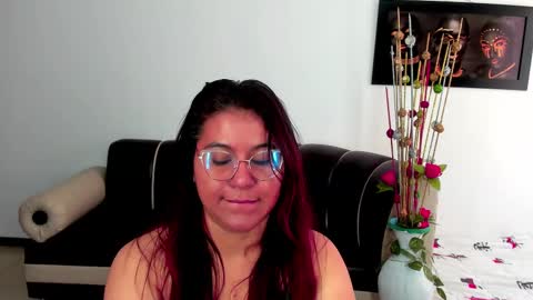 Snapshot of sofia_sorceress chatting on February 2025 01:55:02 PM sofia_sorceress online show from February 2025 01:55:02 PM