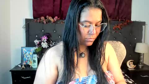 Snapshot of sofia_sorceress chatting on October 2025 12:18:01 AM sofia_sorceress online show from October 2025 12:18:01 AM