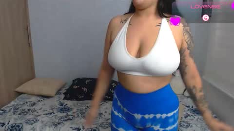 kanella  valery online show from October 2025 07:00:01 PM