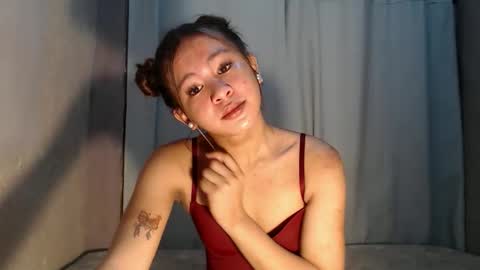 sofia_sweetheart18 online show from May 2026 12:07:01 AM