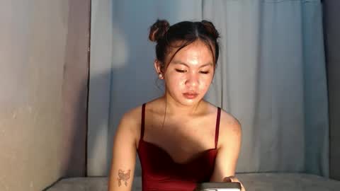 sofia_sweetheart18 online show from May 2026 12:29:02 AM