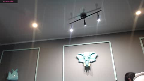 Sofa online show from January 2025 11:00:01 AM