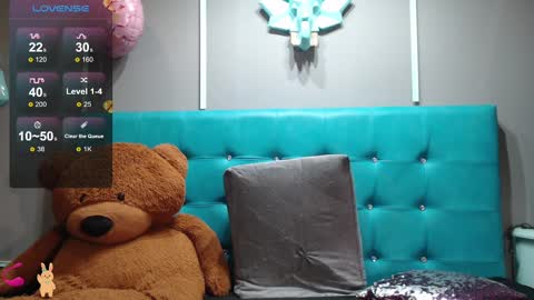 Sofa online show from March 2025 05:07:02 PM