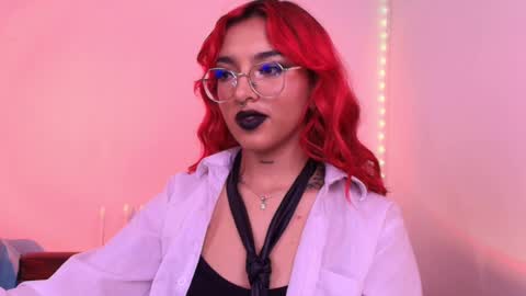 Sofia online show from January 2025 12:20:01 AM