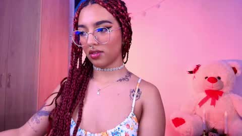 Sofia online show from February 2025 06:40:02 AM