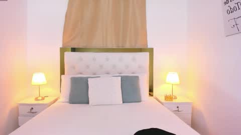 Sara online show from October 2025 02:01:02 AM