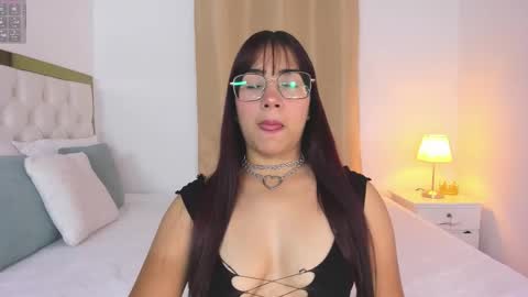 Sara online show from November 2025 01:29:01 AM