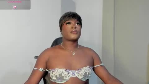 Sofia online show from January 2026 03:39:02 PM