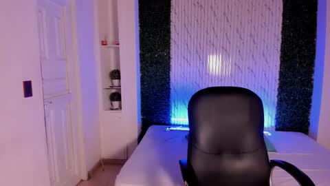 Sofia caramel online show from February 2026 10:54:01 AM