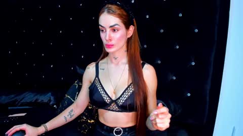 Snapshot of sofiacarter__ chatting on December 2024 12:57:01 AM SofiaCarter online show from December 2024 12:57:01 AM