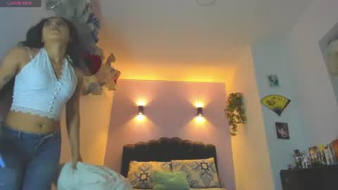 Sofia online show from June 2026 05:03:02 AM
