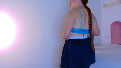 Snapshot of sofiadiamond_ chatting on June 2026 07:25:01 PM SOFIA DIAMOND online show from June 2026 07:25:01 PM