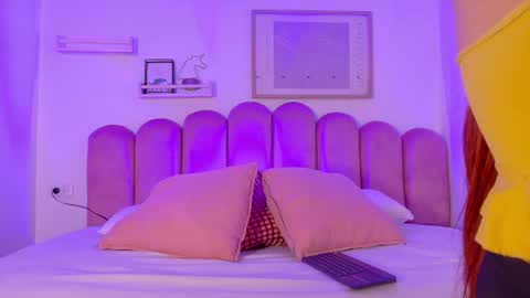 SOFIA DIAMOND  online show from August 2026 06:40:02 PM