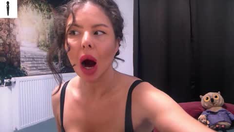 Snapshot of sofialiub chatting on October 2025 07:38:02 AM sofialiub online show from October 2025 07:38:02 AM