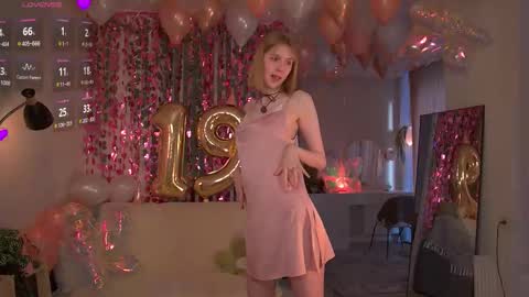 Sofia Help me overcome shynes with 100 thumbs up online show from February 2026 02:41:01 AM