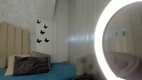 Sofia  online show from February 2025 12:43:02 PM