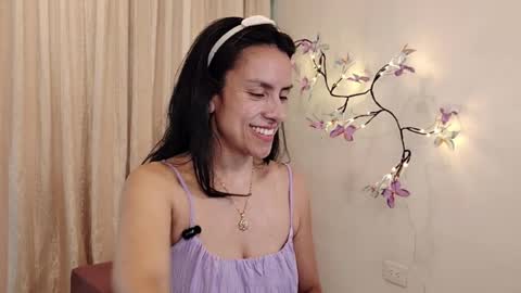 Sofi Bella online show from May 2026 07:09:02 PM
