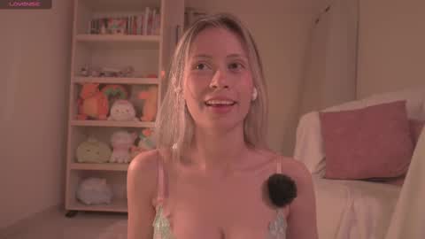 Snapshot of soficb chatting on February 2025 09:53:02 PM Sofi online show from February 2025 09:53:02 PM