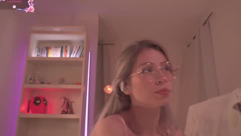 Snapshot of soficb chatting on March 2025 10:04:02 PM Sofi online show from March 2025 10:04:02 PM