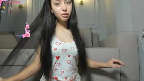 sofie__xoxo online show from October 2025 06:39:02 AM