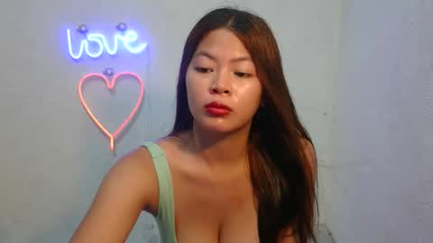 sofie_loorexx online show from February 2026 06:57:01 PM