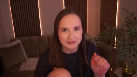 Sofie online show from July 2026 10:48:01 PM