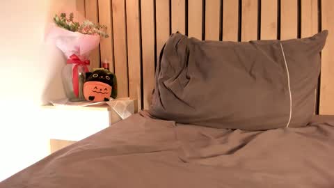 Sofie online show from November 2025 01:41:02 AM