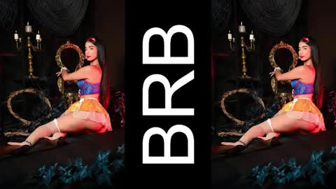 Snapshot of sofiewild_ chatting on November 2025 07:51:02 AM sofie online show from November 2025 07:51:02 AM