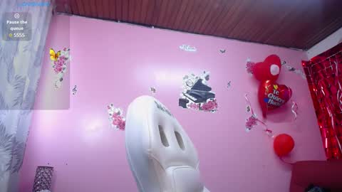 Snapshot of sofii_cute01 chatting on March 2025 12:48:01 PM sofii_cute01 online show from March 2025 12:48:01 PM