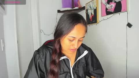 Snapshot of sofiia_rodriguez chatting on March 2025 01:17:01 PM sofiia rodriguez online show from March 2025 01:17:01 PM