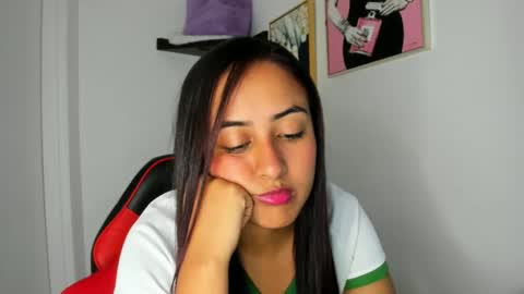 Snapshot of sofiia_rodriguez chatting on October 2025 02:10:01 PM sofiia rodriguez online show from October 2025 02:10:01 PM