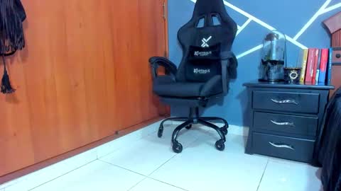 S O F I A online show from January 2025 02:39:02 AM