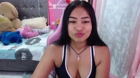 sofia Dreams online show from December 2024 02:03:02 PM