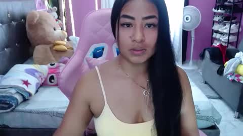 sofia Dreams online show from February 2026 06:58:01 PM