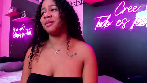 Snapshot of sofiifox chatting on March 2025 05:01:01 PM sofiifox online show from March 2025 05:01:01 PM